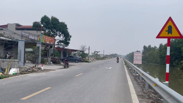 Đất nền Hưng Hà 100m² giá 2 tỷ - Vị trí đẹp, đầu tư sinh lời!