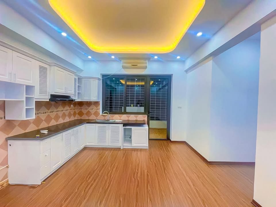 Chung cư Phùng Khoang, Nam Từ Liêm 95m² giá 6 tỷ - Chính chủ bán gấp!