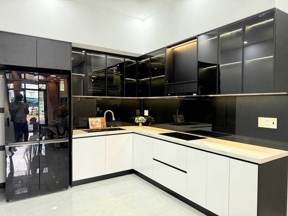 Nhà phố mặt tiền Hồ Tùng Mậu 82.6m² giá thỏa thuận - Kinh doanh đắc lợi!