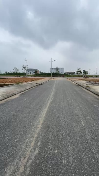 Đất nền Yên Sơn, Đô Lương 200m² giá 5 tỷ - Đường rộng 60m, vị trí đẹp!