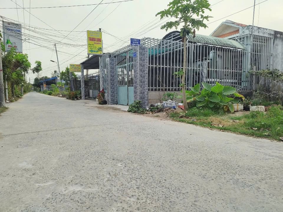 Đất Phú Tân Bến Tre 172.8m² giá 2.05 tỷ - Sổ đỏ chính chủ!