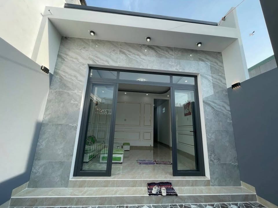 Nhà đẹp tại Hẻm 829 Mạc Cửu, Rạch Giá 90m² giá 1.55 tỷ - Sẵn sàng vào ở ngay!