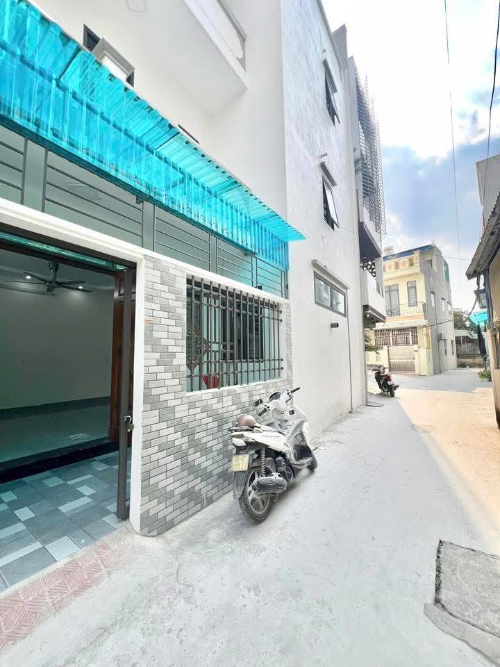 Nhà 3 tầng đường Cầu Đông, Lộc Vượng, 55.7m² giá 2.8 tỷ - Ô tô vào tận cửa