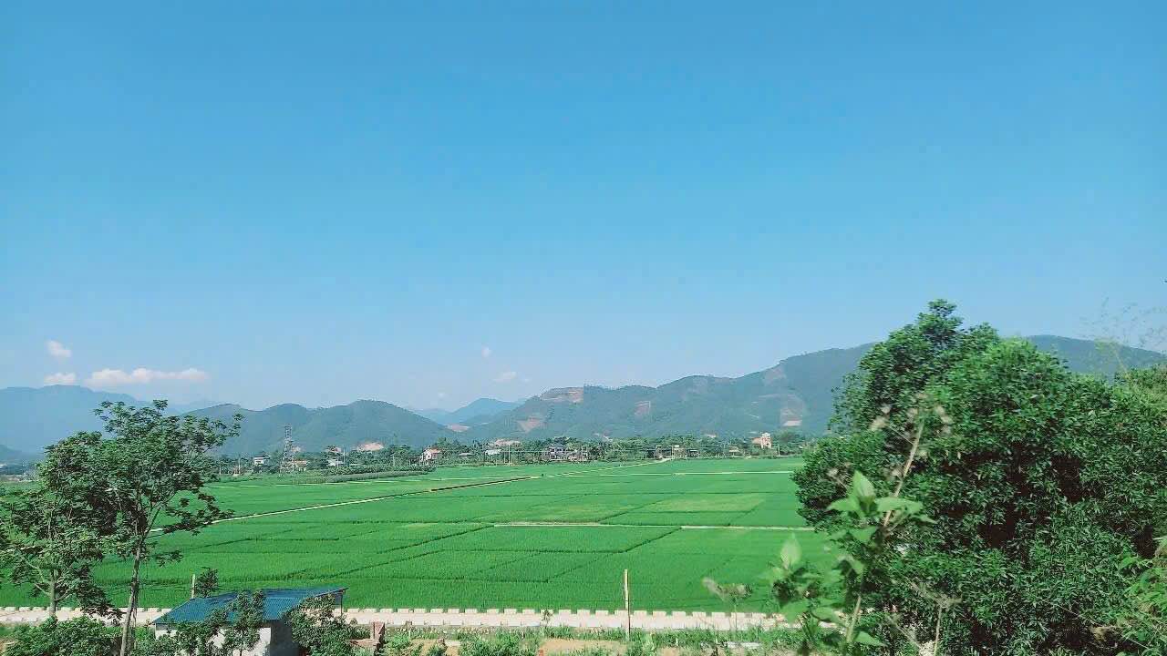 Lô đất nghỉ dưỡng Khánh Thượng Ba Vì 2051m² giá chỉ 2.051 tỷ - Cơ hội đầu tư hấp dẫn!