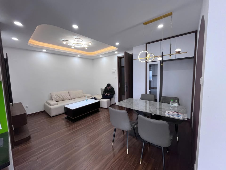 Căn hộ góc Định Công 62m² giá 4 tỷ - View hồ tuyệt đẹp!