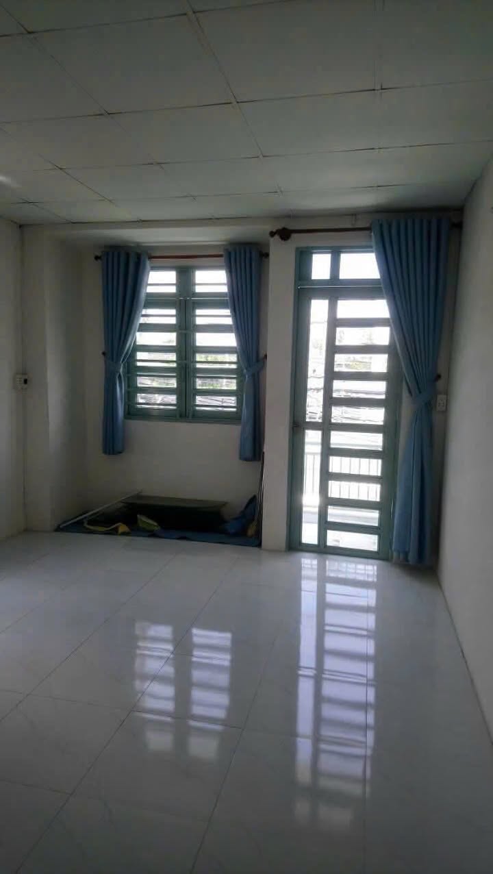 Bán gấp FrontHouse Mặt tiền QL 50, Xã Bình Hưng, 37m² - Giá rẻ hấp dẫn!