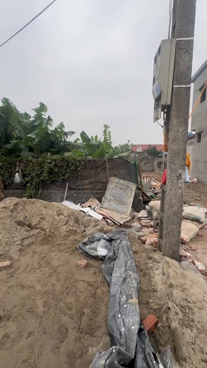 Đất thổ cư 122.5m² tại xã Giao Tân, giá 100 tỷ - Gần khu dân cư tiện lợi!