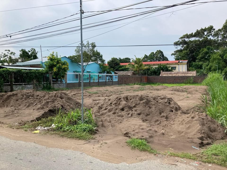 Đất mặt tiền đường nhựa xã Tân Lộc 1085m² giá 1.1 tỷ - Cơ hội đầu tư hấp dẫn!