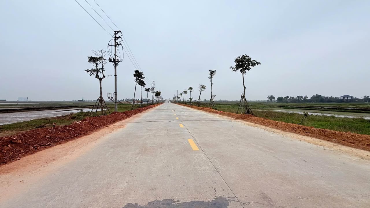 Đất kinh doanh thôn Lực Nội - Thạch Xuân 125m² giá 1.9 tỷ - Vị trí đắc địa gần cao tốc!