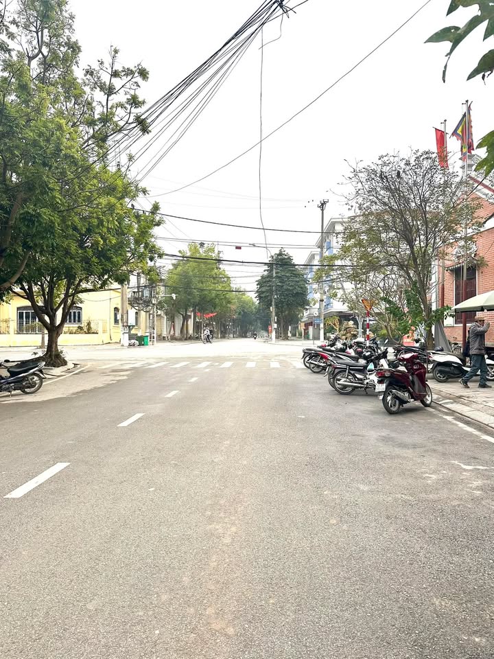 Đất mặt đường Nguyễn Thái Học, Phường Chi Lăng, 80.6m² giá 3.9 tỷ - Vị trí kinh doanh đắc địa!