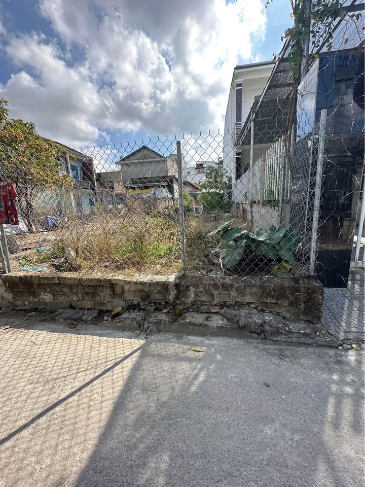 Đất kiệt Ô tô Hồ Đắc Di, An Cựu, 135m² giá chỉ 2 tỷ - Cơ hội đầu tư hấp dẫn!