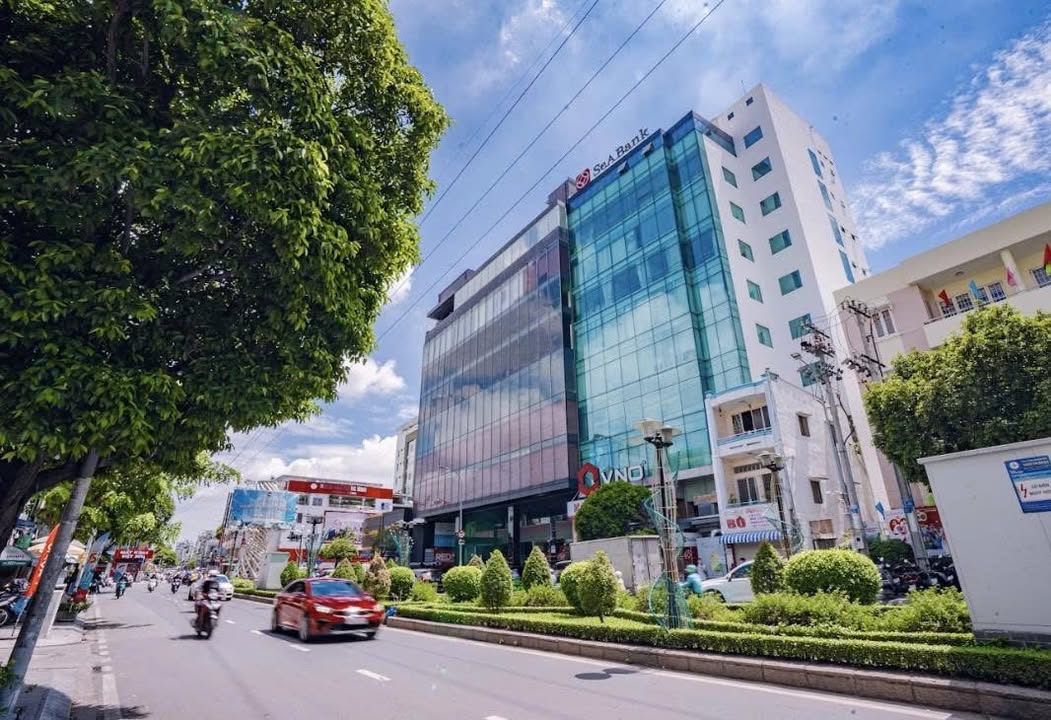 Cho thuê văn phòng góc Phan Xích Long - Phan Đăng Lưu 80m² chỉ 55 triệu - Bao phí quản lý!