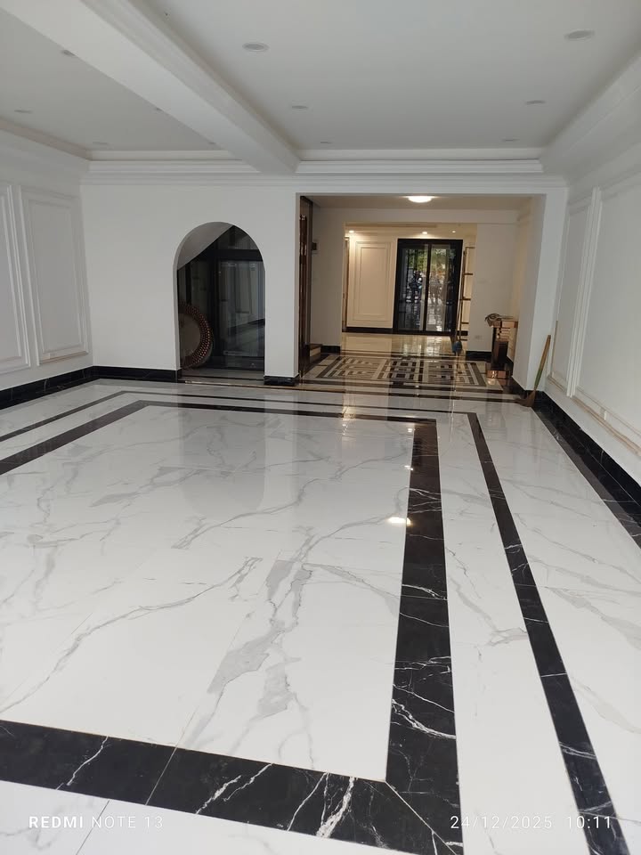 Nhà vườn khu A Geleximco Lê Trọng Tấn 120m² giá 28 tỷ - Sổ đỏ lâu dài!