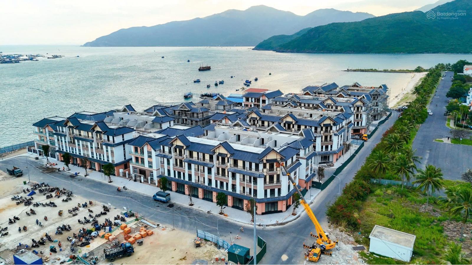 Nhà phố Vinhomes Pearl Nha Trang 200m² giá 300 triệu - Booking đợt đầu hấp dẫn!