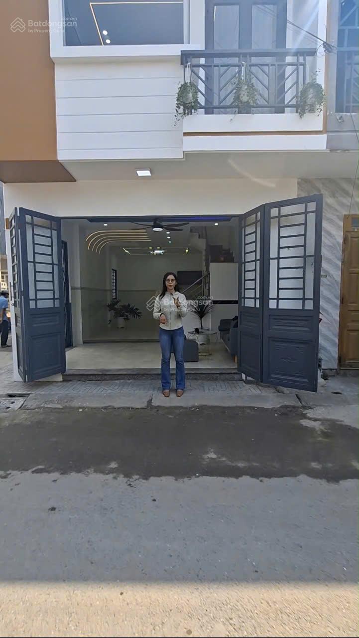 Nhà góc 2 mặt tiền Tỉnh lộ 824, Mỹ Hạnh Nam 5x11 giá 665 triệu - Tiện kinh doanh buôn bán!