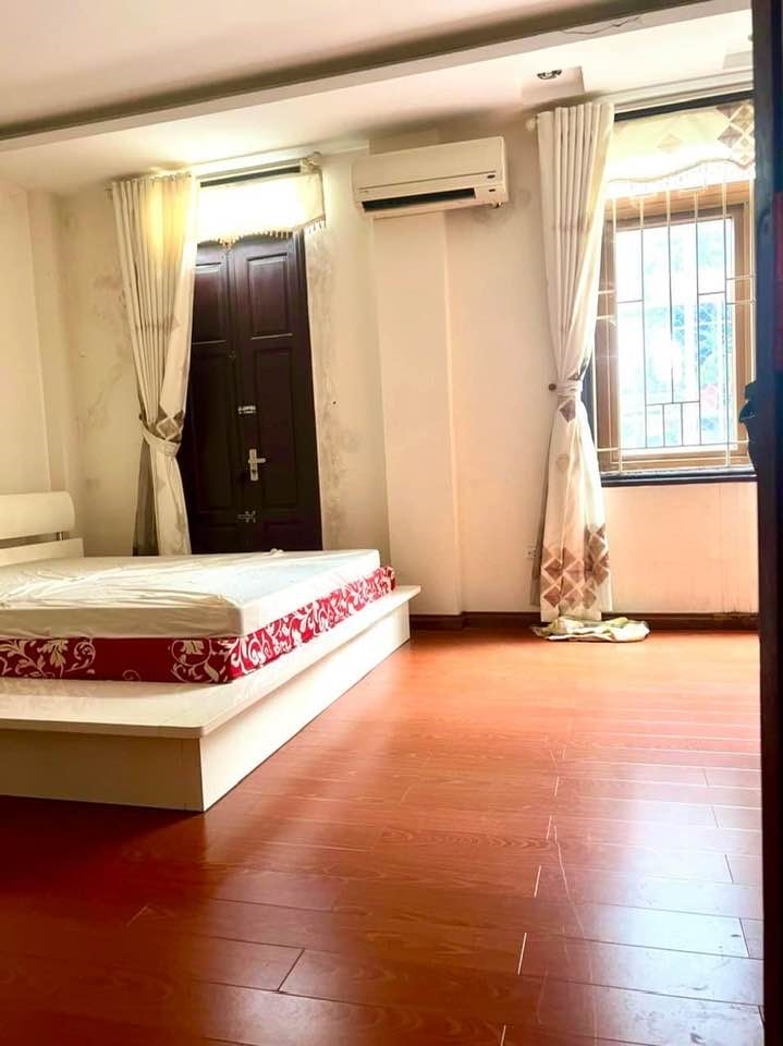 Bán nhà mặt phố Quán Thánh, quận Ba Đình, 48m², mặt tiền 6m - Vị trí đắc địa cho kinh doanh!