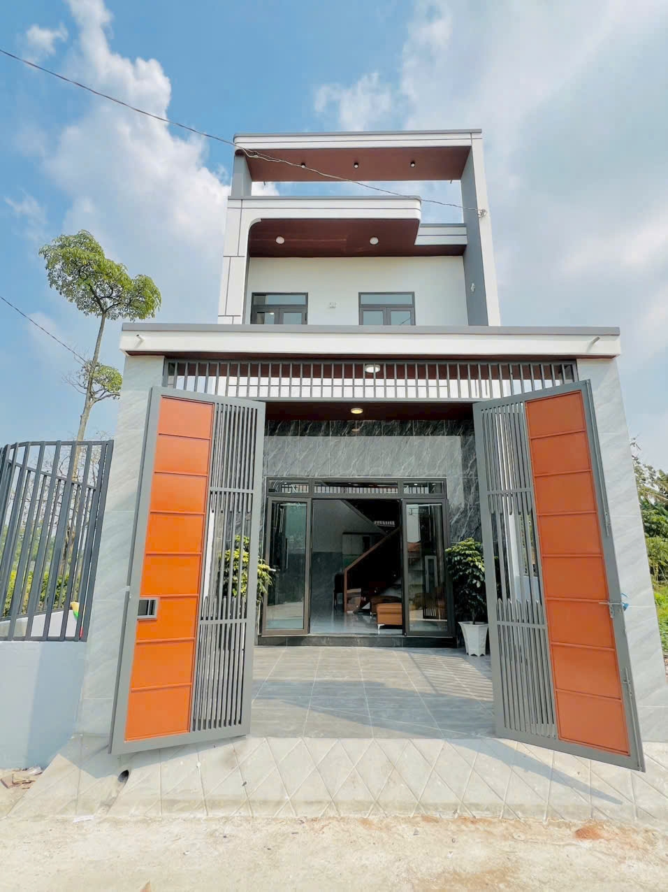 Nhà phố 2 mặt tiền Khánh Bình 115m² giá 2.85 tỷ - Thiết kế hiện đại, không gian xanh mát!