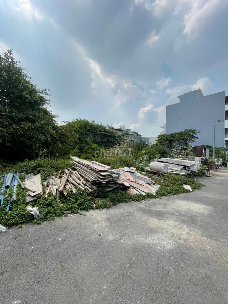 Đất thổ cư Bùi Văn Ba, Quận 7, 66m² - Pháp lý đầy đủ, tiện ích xung quanh!