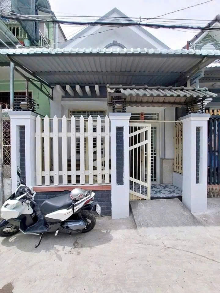 Nhà cấp 4 Phước Hiệp, Củ Chi 106m² giá chỉ 640 triệu - Sẵn sàng vào ở ngay!