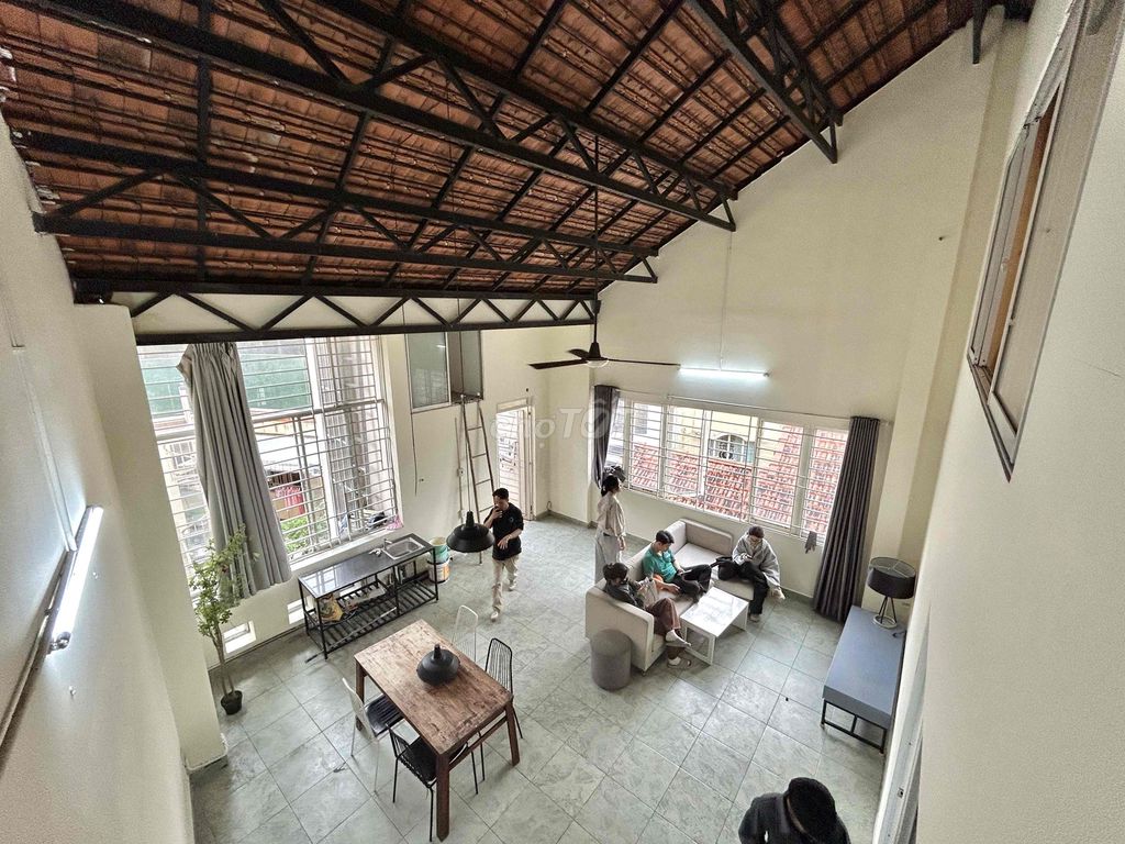 Nguyên tầng cho thuê gần công viên Hoàng Văn Thụ 90m² giá 8 triệu - Nội thất đầy đủ!