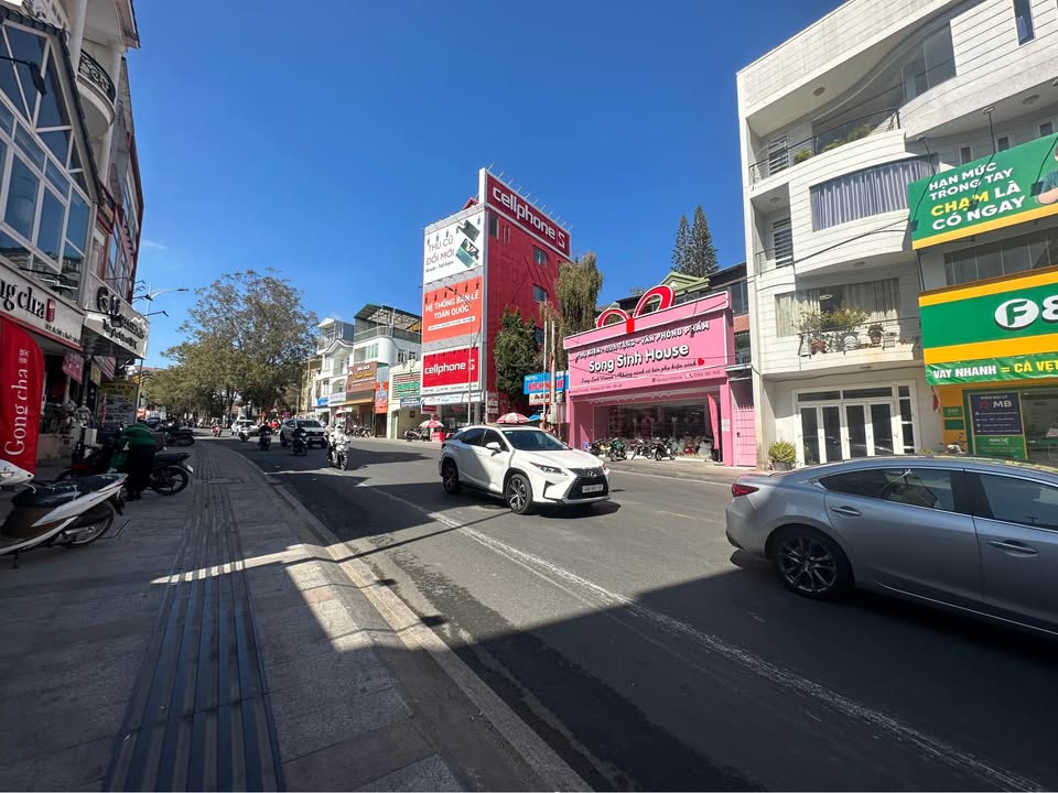 Đất mặt tiền Bùi Thị Xuân, Đà Lạt 175m² giá 28.5 tỷ - Cơ hội đầu tư tuyệt vời!