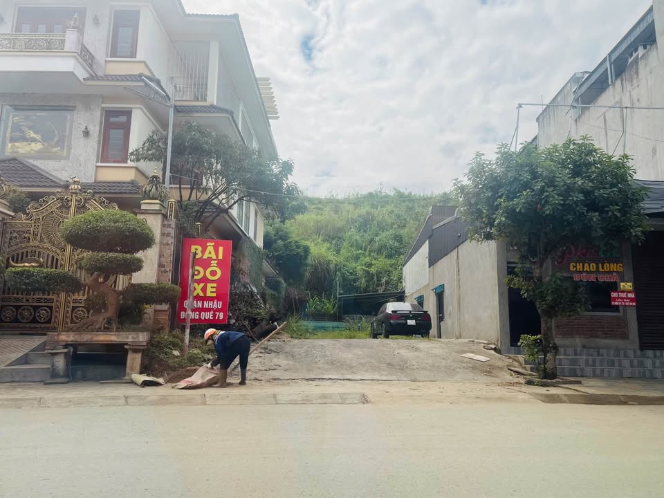 Đất nền kinh doanh Trần Thái Tông, 200m² giá 5 tỷ - Vị trí đắc địa, sầm uất!