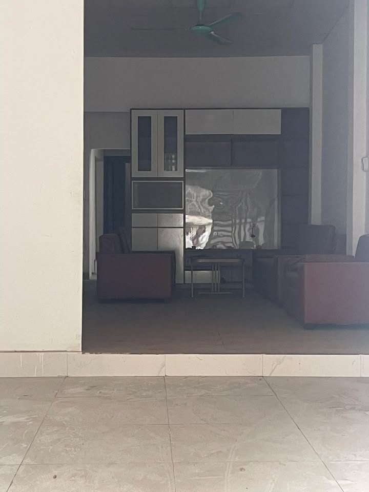 Nhà phố Cầu Diễn - 35m² - Giá 2.5 tỷ - Sẵn sàng vào ở ngay!