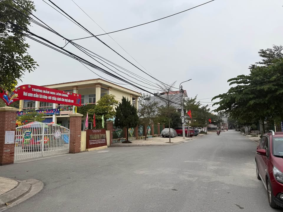 Đất nền Xã Liêm Phong, Huyện Thanh Liêm 97m² giá 4 tỷ - Gần trường mầm non, mặt tiền thoáng đãng!