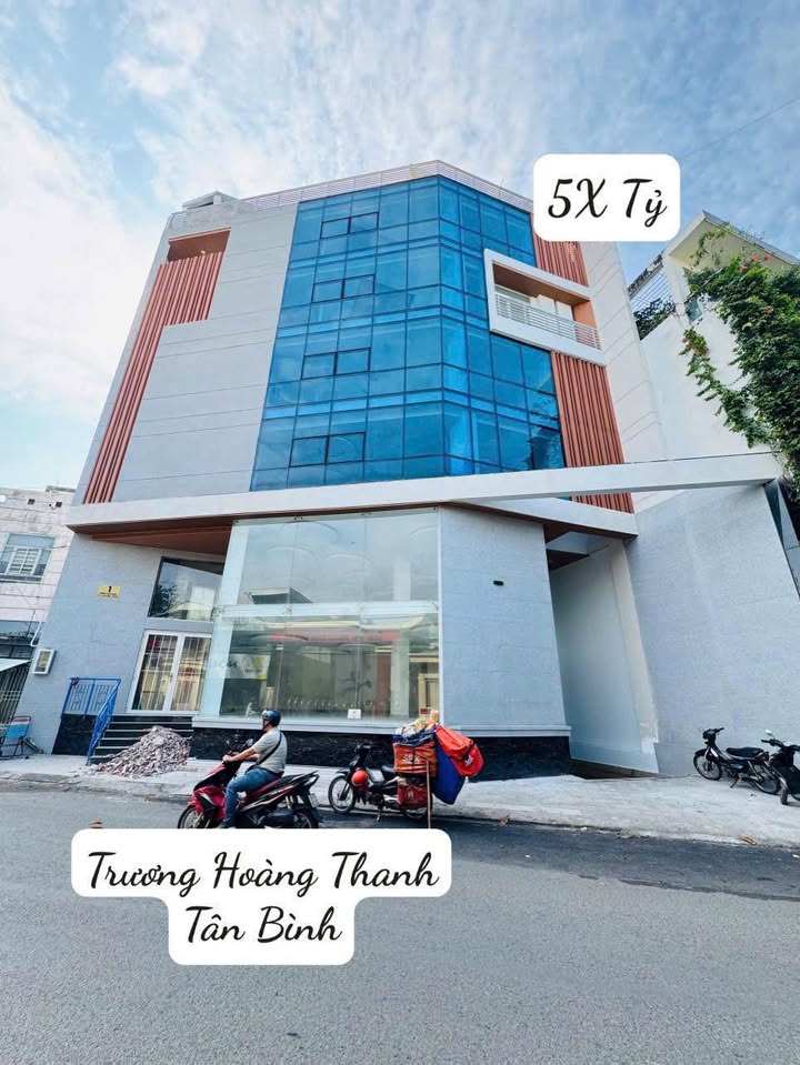 Tòa nhà FrontHouse tại Trương Hoàng Thanh, Tân Bình, 172m² - Giá tốt không thể bỏ lỡ!