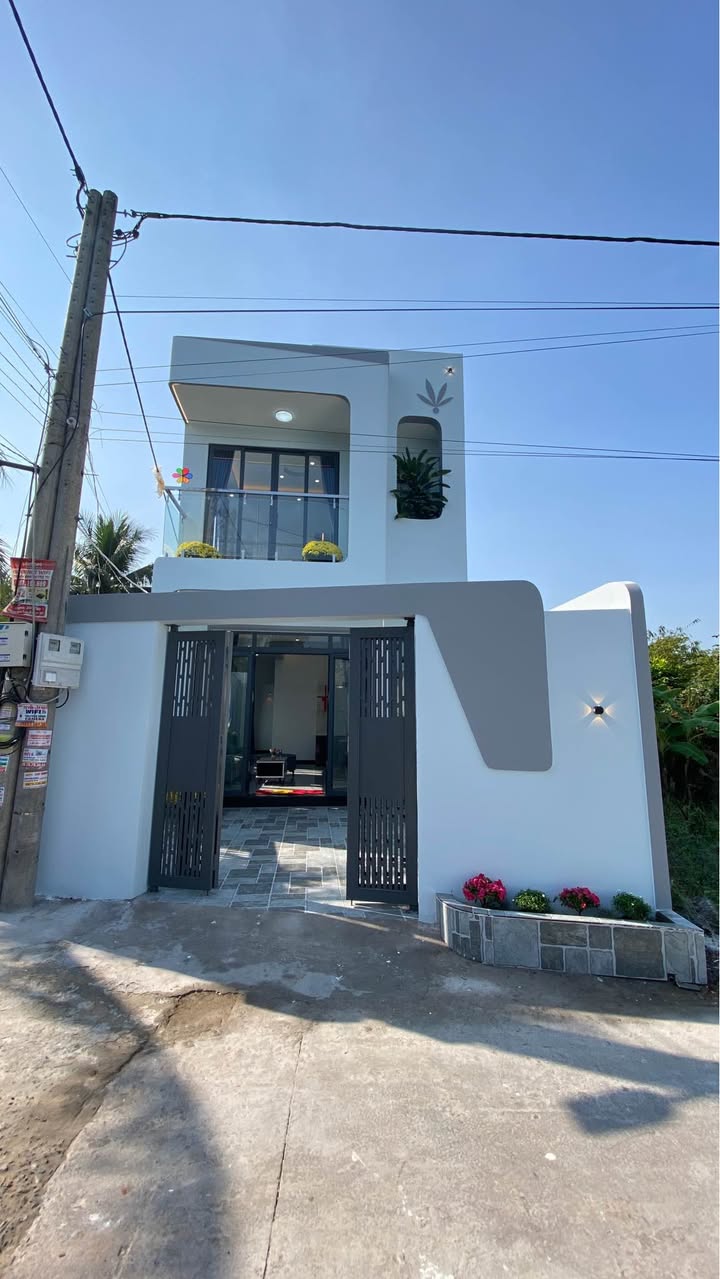 Nhà 2 tầng tại Khu phố Mỹ Lương, 86m² giá 1.79 tỷ - Không gian mở thoáng đãng!