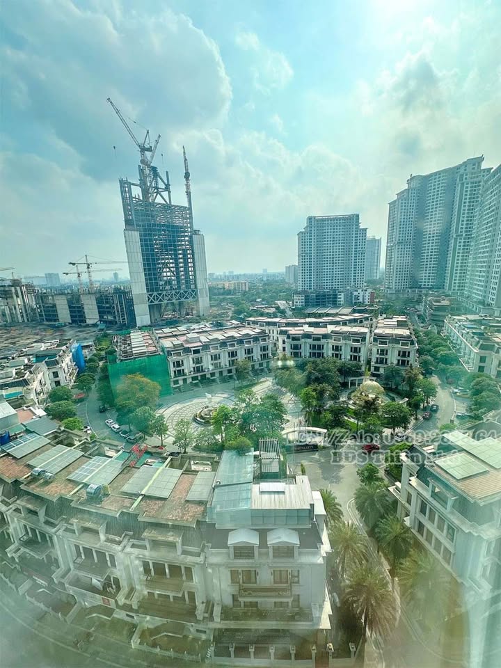 Căn hộ Sunshine City 104m² giá 10.95 tỷ - Căn góc sáng đẹp, ban công view sông