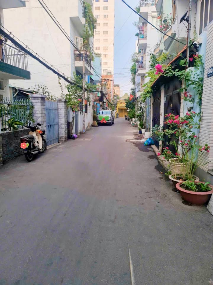 Nhà Bùi Hữu Nghĩa, Phường 2, Quận Bình Thạnh 38.5m² giá 6.6 tỷ - Tiện decor ngay hoặc xây mới!