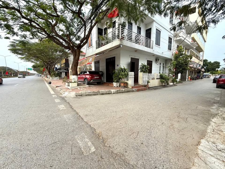 Nhà 5 tầng mặt đường chính phường Hải Thành 132m² giá đầu tư - Sẵn sàng ở ngay!