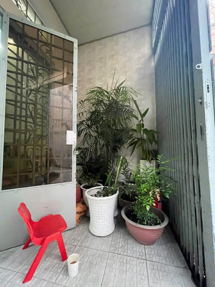 Nhà Gò Vấp 72m² giá 5.5 tỷ - Vị trí đẹp, tiện ở hoặc đầu tư!