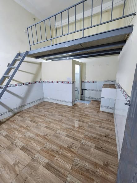 Nhà trọ cho thuê tại Phường Tam Bình, Thủ Đức 12m² giá 1.7 triệu - Mặt tiền hẻm xe tải tiện lợi!