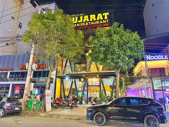 Bán FrontHouse Đường Đỗ Bá, Đà Nẵng 180m² giá 75 tỷ - Đầu tư sinh lời ngay!