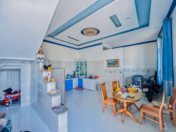 Nhà mặt tiền Lý Thái Tổ, Tân Tiến, 238m² giá 7.5 tỷ - Sẵn sàng vào ở ngay!