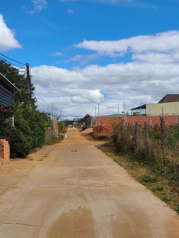 Đất thổ cư đường Trường Sơn, Phường Thống Nhất, 135m² giá chỉ 400 triệu - Cơ hội đầu tư hấp dẫn!