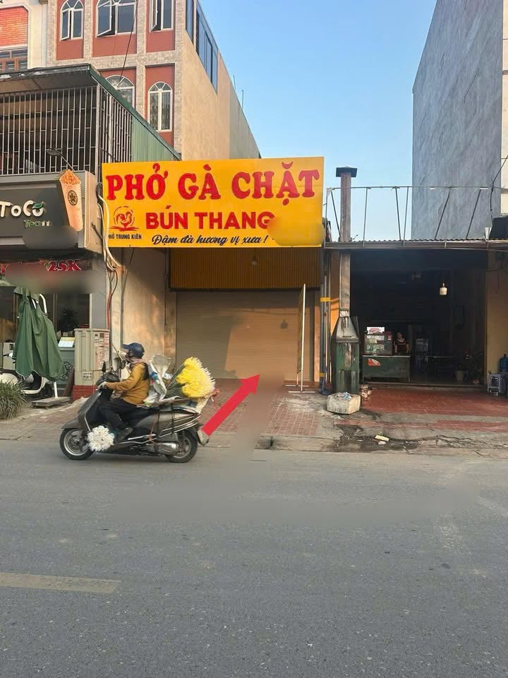 Nhà riêng Huyện Thạch Thất 50m² giá 2 tỷ - Bán gấp trước Tết!