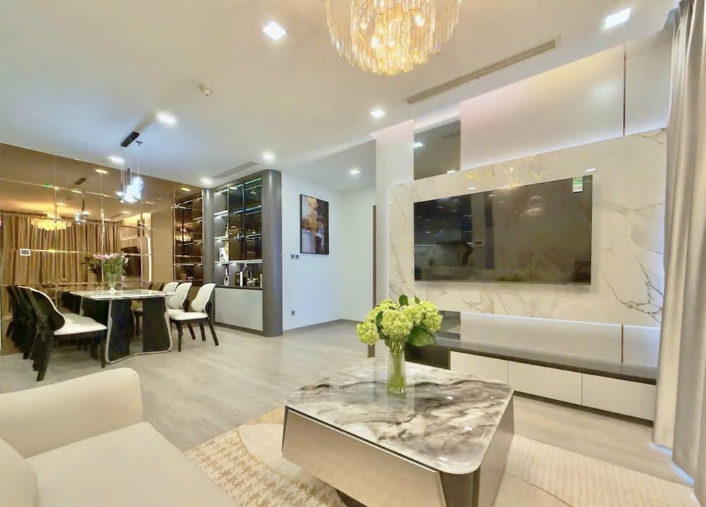 Căn hộ 2PN Vinhomes Central Park 91m² giá 12.4 tỷ - Nội thất cao cấp, sẵn sàng vào ở!