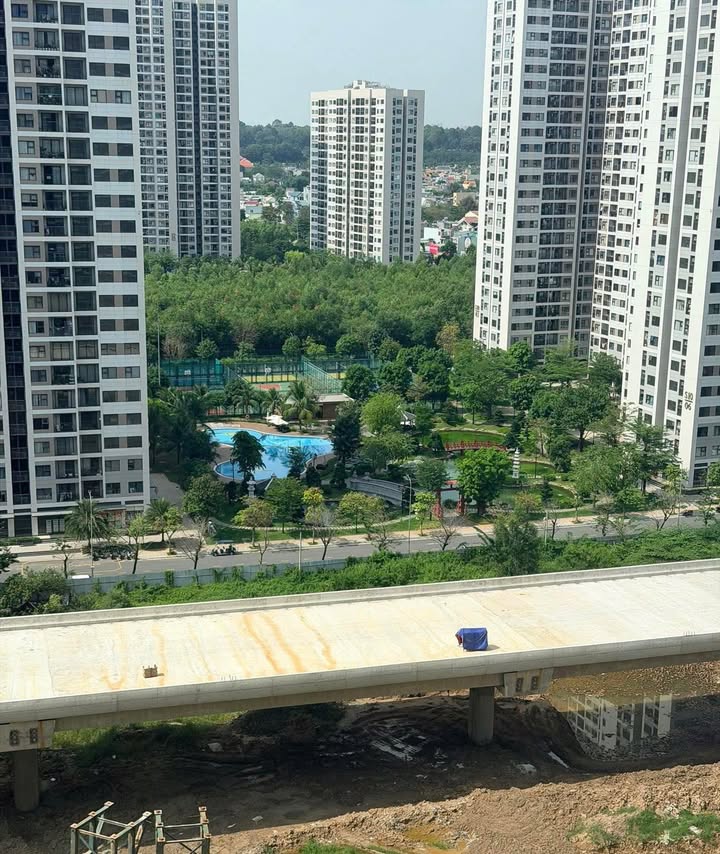 Căn hộ Vinhomes Central Park Quận Bình Thạnh 52m² giá 3 tỷ - View cá Koi tuyệt đẹp!