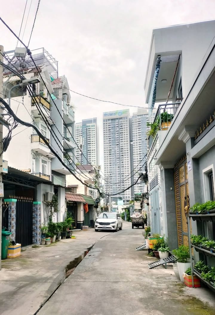 Nhà phố 4 tầng 416m² hẻm xe hơi 803 Huỳnh Tấn Phát - Chính chủ bán gấp!