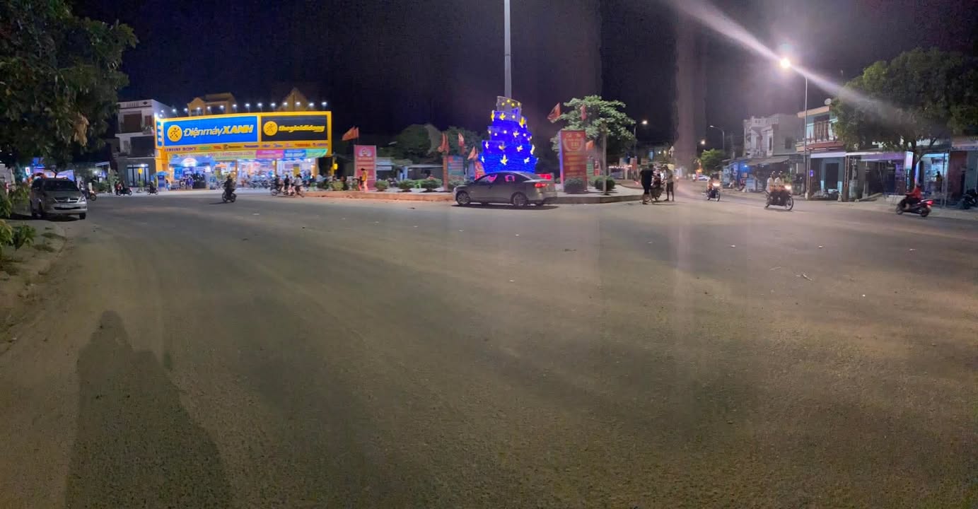 Đất ở Thôn An Hoà, Huyện Thanh Trì, 210m² - Đường lớn, giá tốt chỉ 1.1 tỷ!