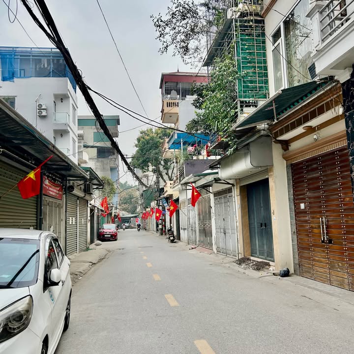 Nhà phân lô Văn Hội - Thụy Phương 44m² giá 10.9 tỷ - Kinh doanh đỉnh, ô tô vào nhà!