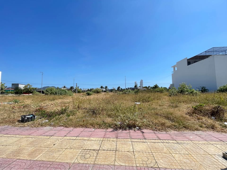 Đất liền kề khu tđc Công An, Phan Rang 195m² giá 3.6 tỷ - Đầu tư sinh lời ngay!