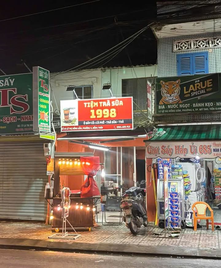 Cho thuê nhà mặt tiền 15 Lê Thị Hồng Gấm, Mỹ Tho, 6 triệu/tháng - Kinh doanh sầm uất!