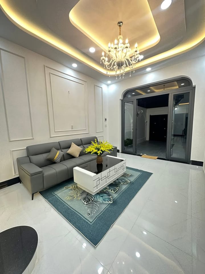 Nhà 2 tầng ấp 2 Trung An, 67m² giá 2.25 tỷ - Thiết kế Tân cổ điển sang trọng!