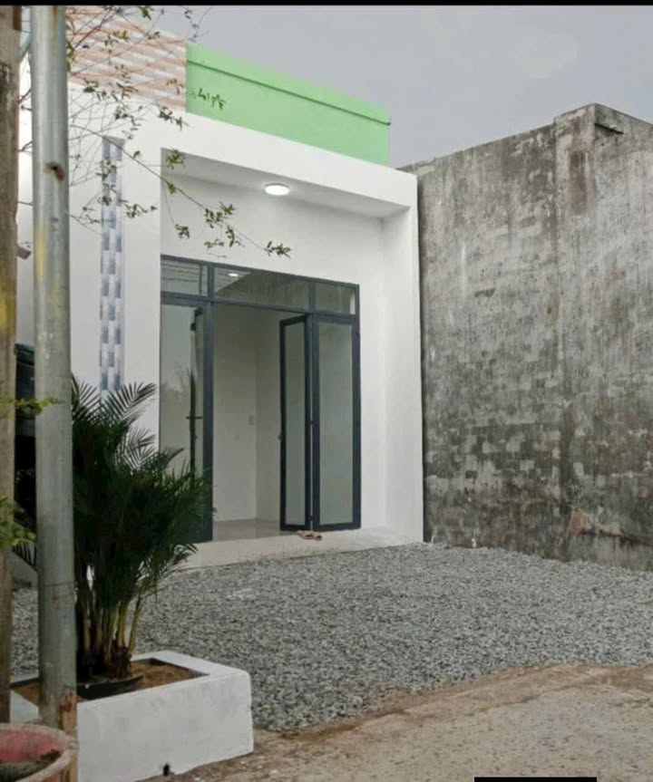 Nhà riêng Phường 10, Thành phố Mỹ Tho, 89m² giá 640 triệu - Sẵn sàng dọn vào ở!