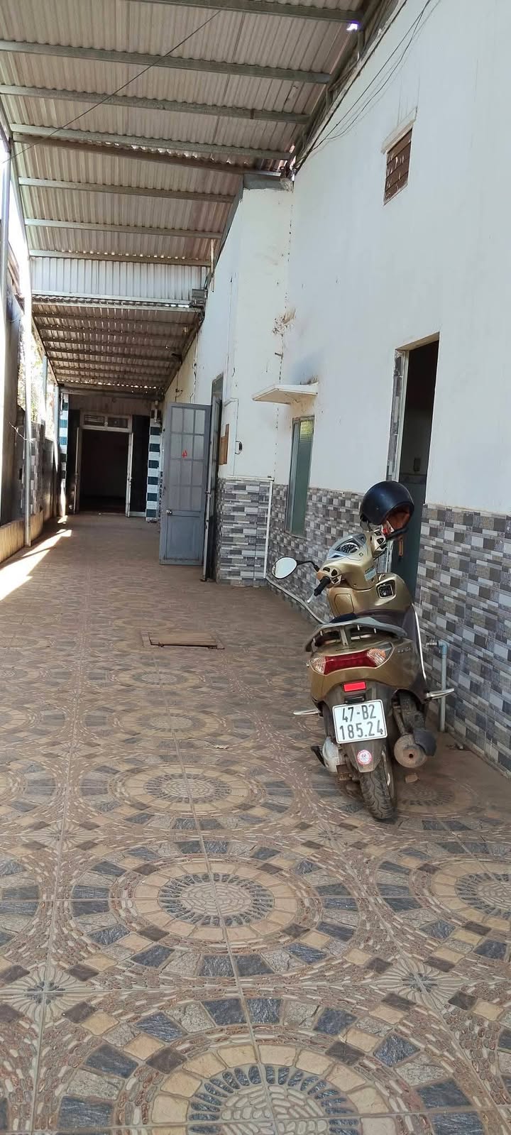 Nhà Phố + 7 Phòng Trọ Trung Tâm Khánh Xuân 288m² chỉ 2.69 tỷ - Dòng Tiền Ổn Định!