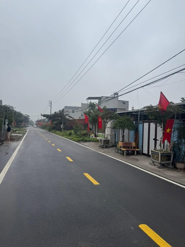 Lô đất phố Tôn Thất Tùng Sông Công 100m² giá 1 tỷ - Vị trí đẹp, thuận tiện cho an cư